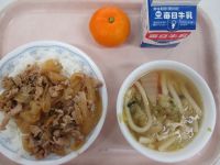 豚丼　かやくうどん　みかん