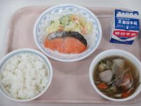 鮭の塩焼き　ポテトサラダ　けんちん汁