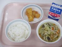塩ちゃんこ汁　ちくわの黄金揚げ
