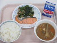 鮭の塩焼き　ごま和え　豚汁