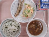 わかめごはん　ししゃものから揚げ　ポテトサラダ　みそ汁