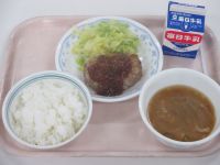 豆腐ハンバーグ　みそ汁