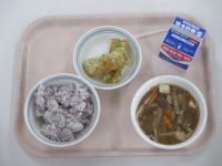 ゆかりご飯　ちくわの磯辺揚げ　とんじる
