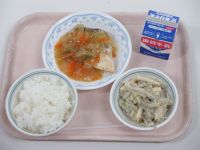 ブリの野菜あんかけ　ごぼうサラダ