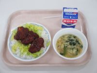 ソースカツどん　かきたま汁