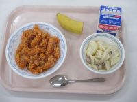 チキンライス　ジャーマンポテト　バナナ