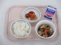 鶏の梅肉焼き　野菜の炊き合わせ