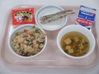 きんぴら寿司　ししゃものから揚げ　すまし汁　福豆