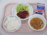 豆腐ハンバーグ　野菜スープ