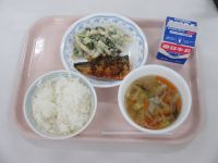 サバのピリ辛焼き　ポパイサラダ　野菜スープ