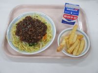 ジャージャー麺　フライドポテト