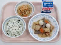 わかめご飯・おでん風煮・ごま酢和え