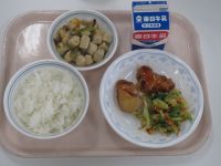 鶏の梅肉焼き・小松菜のおかか和え・高野の煮物