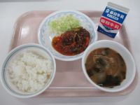 肉だんごのあんかけ・みそ汁