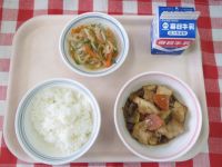 ごはん・牛乳・厚揚げのみそ炒め・中華春雨サラダ