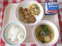 ごはん・牛乳・豚肉の生姜焼き・野菜ソテー・そうめん汁
