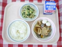 ごはん・牛乳・おでん風煮・ポパイサラダ