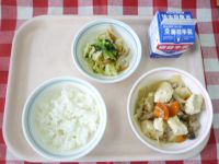 ごはん・牛乳・肉豆腐・キャベツの炒め物