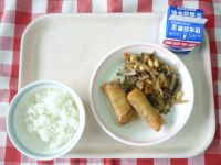 ごはん・牛乳・はるまき・ごもくきんぴら