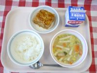 ごはん・牛乳・鶏つくねのてりやき・白菜のクリーム煮