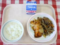 ごはん・牛乳・ポテトグラタン・五目きんぴら