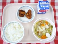 ごはん・牛乳・はっぽうさい・からあげ
