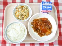 ごはん・牛乳・魚のやさい高野の煮物高野の煮物