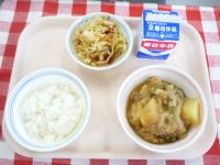 ごはん・牛乳・じゃがいものにもの・うめおかかあえ