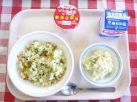 高菜チャーハン・牛乳・ポテトサラダ・ヨーグルト