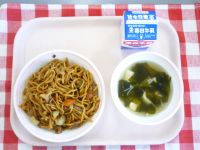 やきそば・牛乳・ちゅうかスープ