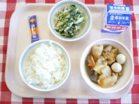 ごはん・牛乳・おでんふうに・ポパイサラダ・ふりかけ