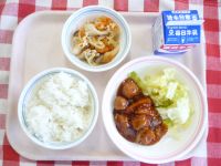 ごはん・牛乳・にくだんごのやさいあんかけ・切干しだいこんの煮物