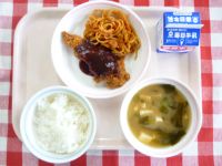 ごはん・牛乳・ささみのフライ・スパゲティ・みそしる