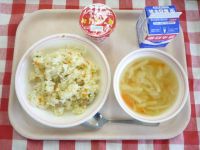 ウインナーピラフ・牛乳・やさいスープ・ヨーグルト