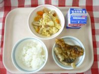 ごはん・牛乳・さかなのレモンあげ・おやこに