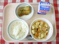 ごはん・牛乳・ちくわのいそべあげ・とうふのちゅうかに