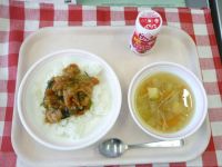 トリニータどん・牛乳・とうふのスープ