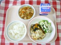ごはん・牛乳・かぼちゃのホイルやき・はるさめのいためもの・ボイルブロッコリー