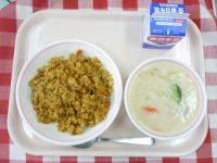 カレーピラフ・牛乳・クリームシチュー