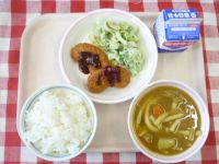 ごはん・牛乳・白花豆コロッケ・ブロッコリーサラダ・カレーうどん