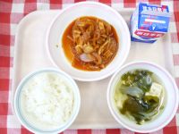 ごはん・魚のやとうふのスープ・わかめのスープ