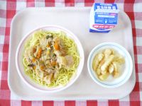 ちゃんぽん・牛乳・フライドポテト