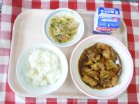 ごはん・牛乳・あつあげのいためもの・はるさめサラダ