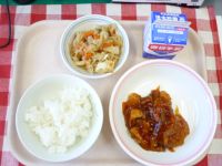 ごはん・牛乳・とりつくねのやさいあんかけ・きりぼしだいこんのにもの