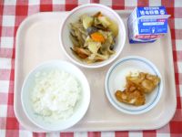 ごはん・牛乳・とりにくのレモンあげ・ちくぜんに