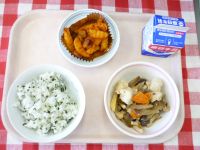 わかめごはん・牛乳・ポテトグラタン・けんちんに