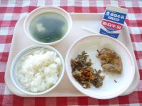 ご飯　牛乳　鶏の梅肉焼き　五目きんぴら　わかめスープ