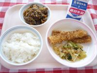 ご飯　牛乳　いかのサラサ揚げ　おかか和え　五目きんぴら