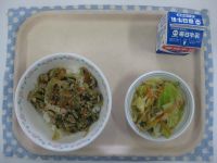 ビビンバ丼、はるさめ中華あえ