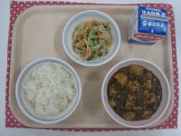 ごはん、マーボー豆腐、バンバンジー